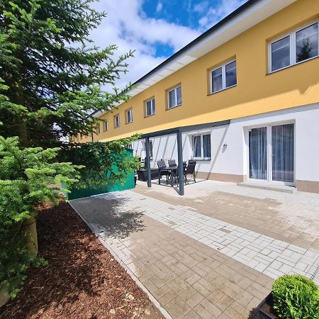 Apartman Kuba Frymburk nad Vltavou Exterior foto