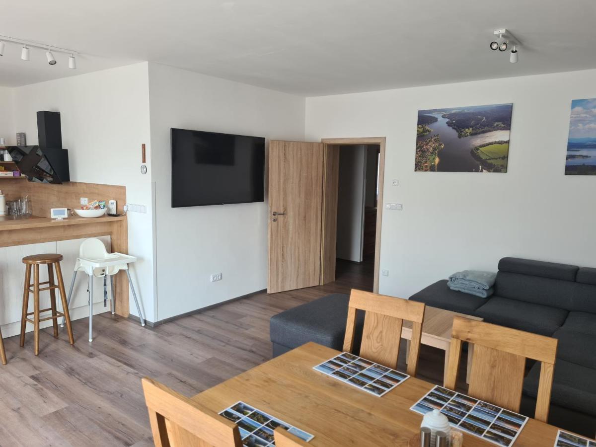 Apartman Kuba Frymburk nad Vltavou Exterior foto