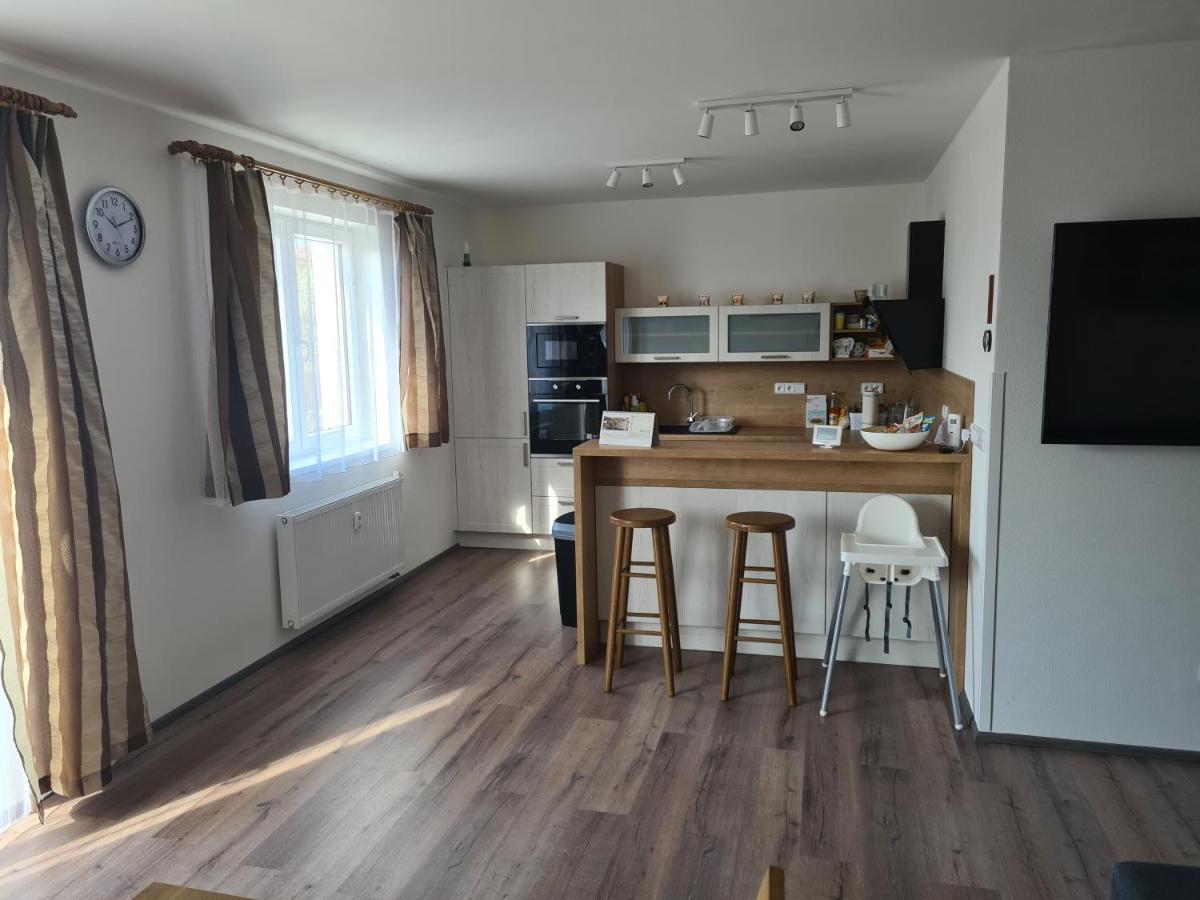 Apartman Kuba Frymburk nad Vltavou Exterior foto